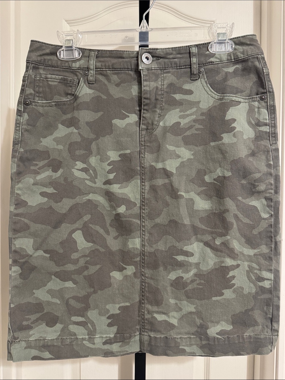 Style & Co Camo Pencil Skirt - Olive Green 0121